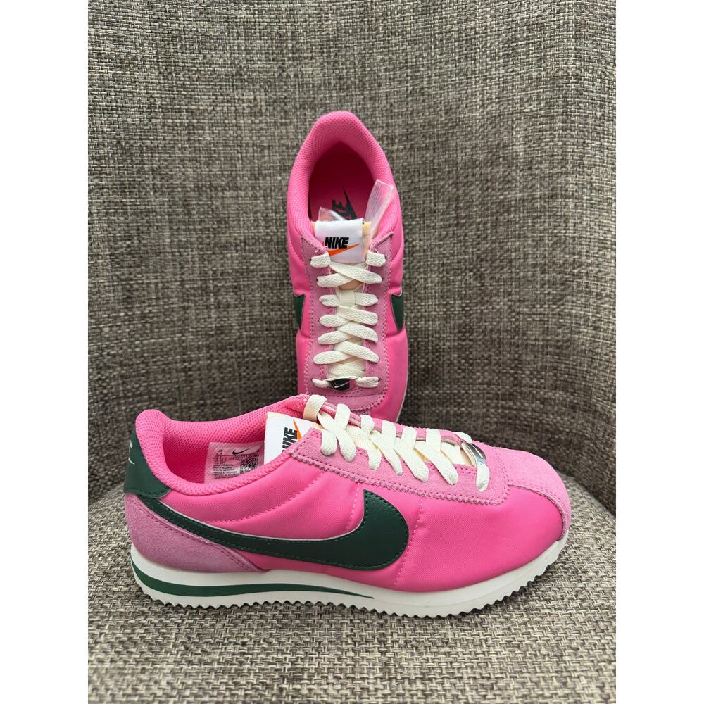 Nike Cortez EasyOn Pink Women’s Shoes Size 7 NIB - Picture 1 of 8